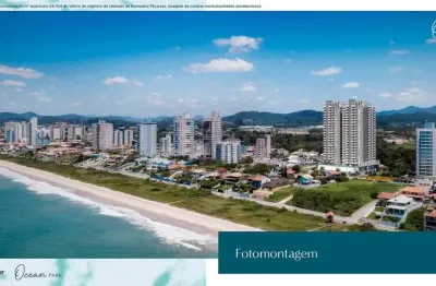 Apartamentos com 2 suítes, vista para o mar, lavabo, living integrado com a cozinha, área de serviço, e 2 vagas de garagem.