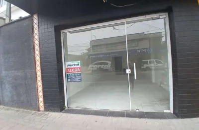 Loja terrea disponível para locação no bairro garcia, em blumenau.