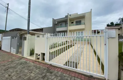 Casa com 2 quartos para alugar na Rua Mara Aparecida Freitas, 194, Fidélis, Blumenau