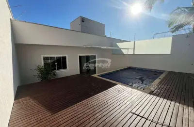Casa com piscina, final de rua com muita privacidade no bairro escola agrícola – blumenau/sc.