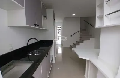 Casa 2 suítes disponível para locação no Bairro Tribess Blumenau