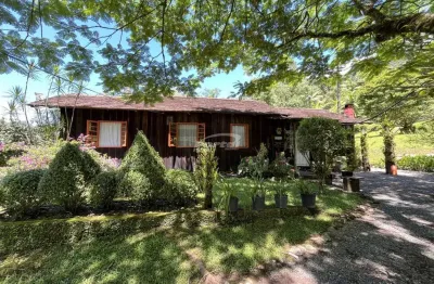 Chácara / sítio com 3 quartos à venda na Rua Rio Simao, 93, Alto Cedros, Rio dos Cedros