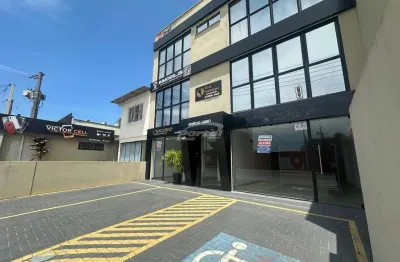 Loja térrea comercial disponível para locação no bairro Centro, em Balneário Piçarras/SC. (22345)