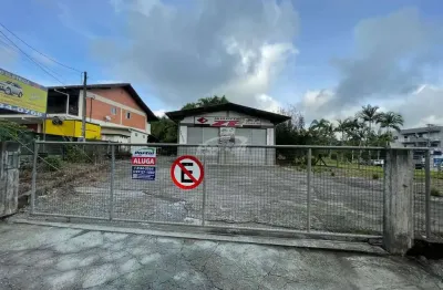 Galpão disponível para locação no bairro Testo Salto, em Blumenau/SC