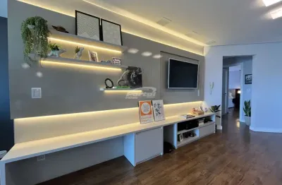 Belissímo apartamento de 2 dormitórios 1 suite, porteira fechada com mobília no Bairro Velha em Blumenau!