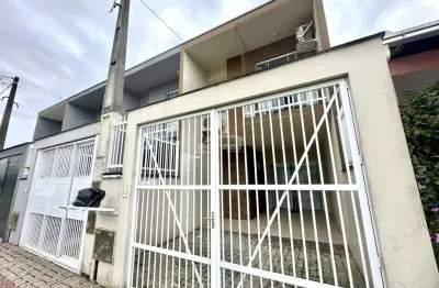 Casa disponível para locação no bairro Itacolomi em Balneário Piçarras/SC (Cód. 13169)