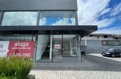 Excelente sala comercial, localizadas em frente ao Hospital do Pulmão, no Bairro Itoupava Seca.