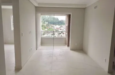 Apartamento, localizado no Bairro Escola Agricola, em Blumenau.
