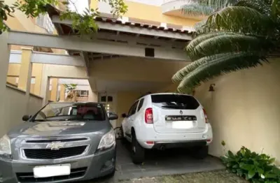 Condomínio villaggio da granja - casa à venda em cotia/sp no jardim barbacena, imóvel localizado no condomínio villagio da granja