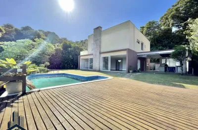 Cond. pousada dos bandeirantes - casa alto padrão para locação no condomínio pousada dos bandeirantes - moderna, 4 suítes, gourmet, piscina e vista panorâmica!