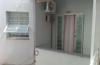 Apartamento à venda na rua valdo nóbrega ribeiro, 56, centro, guaíba por r$ 121.900