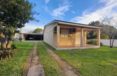 Casa com 2 quartos à venda na doutor fernando mendes ribeiro, 386, flórida, guaíba por r$ 730.000