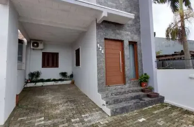 Casa com 2 quartos à venda na avenida ponche verde, 124, jardim dos lagos, guaíba por r$ 580.000