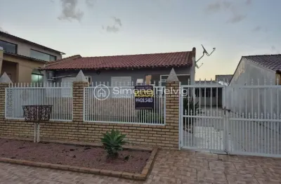 Casa em condomínio fechado com 2 quartos à venda na rua santa clara, 572, jardim dos lagos, guaíba por r$ 445.200