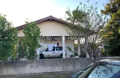 Casa em condomínio fechado com 3 quartos à venda na Rua Anita Garibaldi, 162, Jardim dos Lagos, Guaíba por R$ 430.000