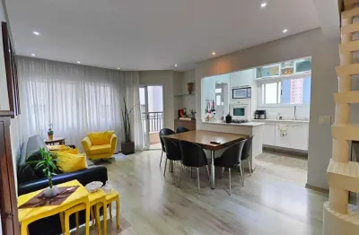 Cobertura duplex dos sonhos no centro: luxo, exclusividade e vista deslumbrante!