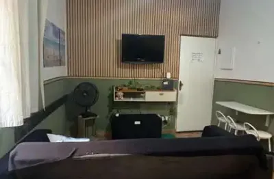 Kitnet com 1 quarto, caiçara, praia grande - r$ 190 mil, cod: 3428
