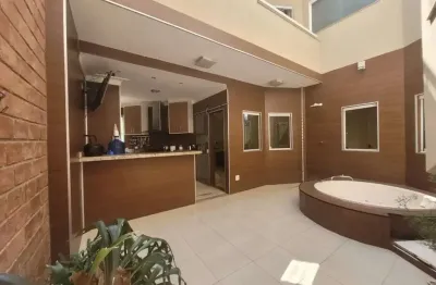 Casa com 4 quartos à venda na Rua Fernando Barella, 81, Vila Prudente, Piracicaba