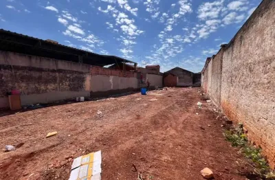 Terreno à venda na Rua Zeferino Bacchi, 208, Paulicéia, Piracicaba
