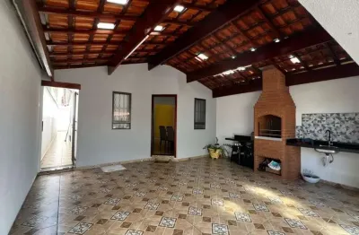 Casa com 3 quartos à venda na Rua André Nazatto, 112, Jardim Astúrias II, Piracicaba