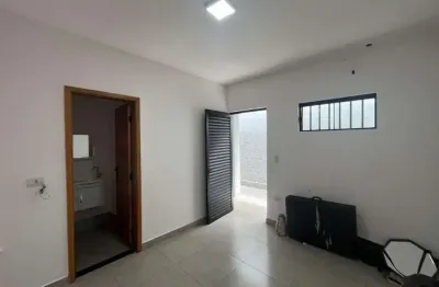 Sala comercial para alugar no bairro Centro, em Piracicaba/SP.