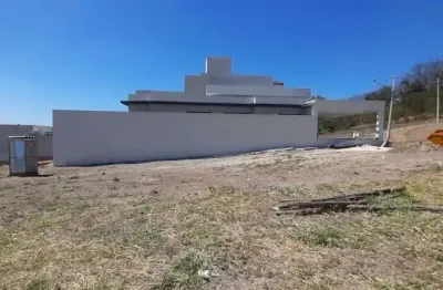 Terreno a venda no residencial canada no bairro ondas em piracicaba/sp.