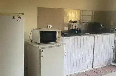 Kitnet mobiliada para alugar no bairro algodoal, piracicaba/sp.