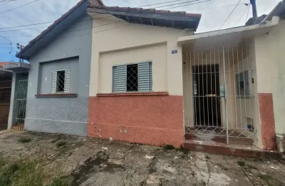 Casa a venda com 1 dormitório no Bairro Paulista em Piracicaba/SP