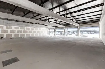 Loja 03 com 93,00 m² para alugar no centro comercial vila lamu no novo mundo