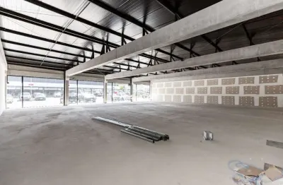 Loja 04 com 93,00 m² para alugar no centro comercial vila lamu no novo mundo