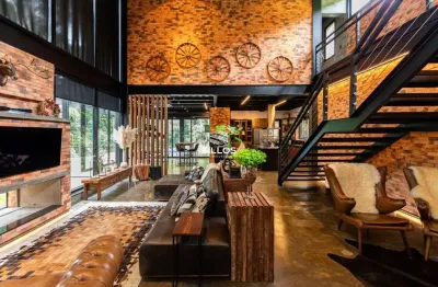 Casa em condomínio com 4 suítes à venda em quatro barras/pr