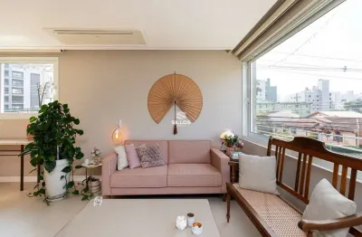 Apartamento mobiliado para alugar com 3 quartos no Água Verde em Curitiba