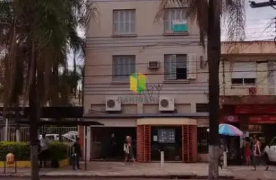 Apartamento com 2 dormitorios de frente com 64 m2 na av. benjamin constant