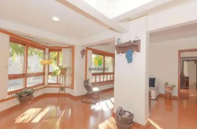 Apartamento reformado com 127 m², 3 dormitórios, sacada com churrasqueira e 2 vagas – entre higienópolis e auxiliadora, próximo a sogipa