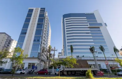 Apartamento Studio à venda no Condomínio  Hom Nilo, na Avenida Doutor Nilo Peçanha, 3245, Boa Vista, Porto Alegre