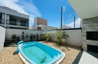 Sobrado com excelente acabamento- 3 dormitórios/suíte - Piscina e churrasqueira.