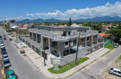Triplex contendo 4 dormitórios/ suíte - com vista mar.