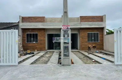 Residência com excelente acabamento - 2 dormitórios sendo uma suíte.