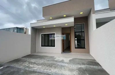 Residência nova com excelente acabamento - 3 dormitórios / suíte - piscina.