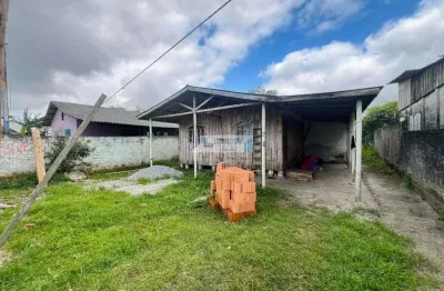 Amplo terreno a venda com 480m², escritura e registro de imóveis, próx. ao mar.