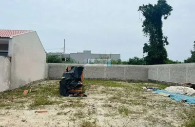 Terreno com escritura e registro de imóveis - região de moradores e comércio.