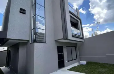 Sobrado triplex novo – em condomínio - sem geminação -  à venda no capão raso.