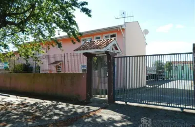 Apartamento com dois dormitórios para alugar no capão da imbuia.