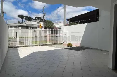 Casa com 4 quartos para alugar na Rua Coronel José Carvalho de Oliveira, 1771, Uberaba, Curitiba