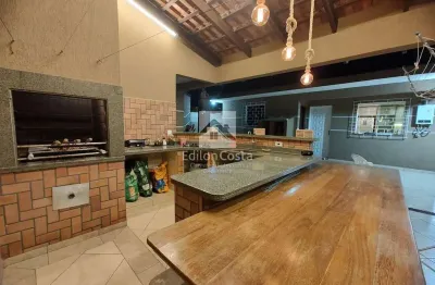 Casa com 3 quartos à venda na rua carlos alberto dugonski, 71, guaraituba, colombo, 360 m2 por r$ 660.000