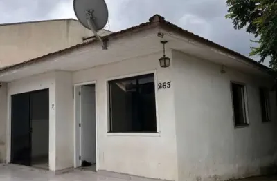 Casa à venda na Rua Eduardo Dudek, 263, Cachoeira, Araucária