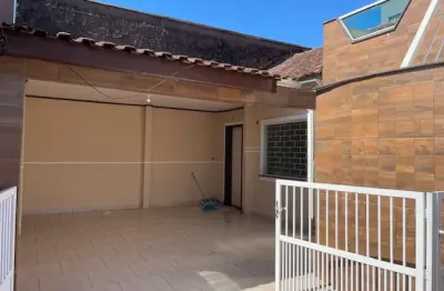 Casa com 2 quartos à venda na Rua Teixeira Soares, 312, Cohapar, Guaratuba