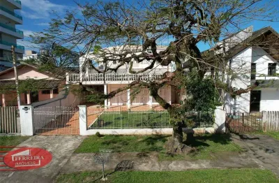 Casa com 3 quartos à venda na Rua João Cândido, 1175, Centro, Guaratuba