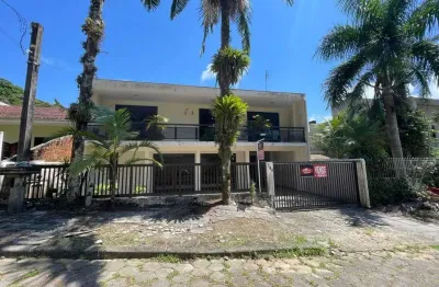 Casa com 6 quartos à venda na Rua Monsenhor Lamartine, 540, Centro, Guaratuba