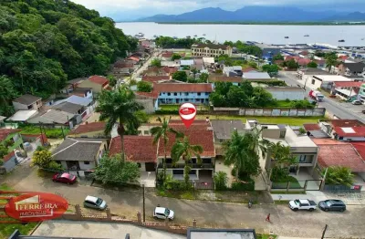 Casa com 6 quartos à venda na Rua Monsenhor Lamartine, 540, Centro, Guaratuba